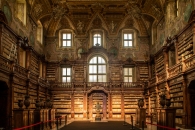 Library of the Church and Convent of the Girolamini, Naples